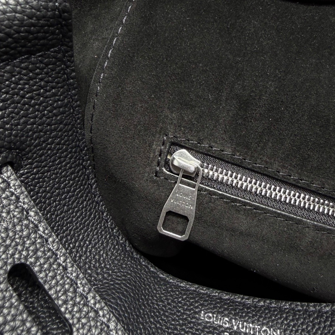 2026124173311829 270